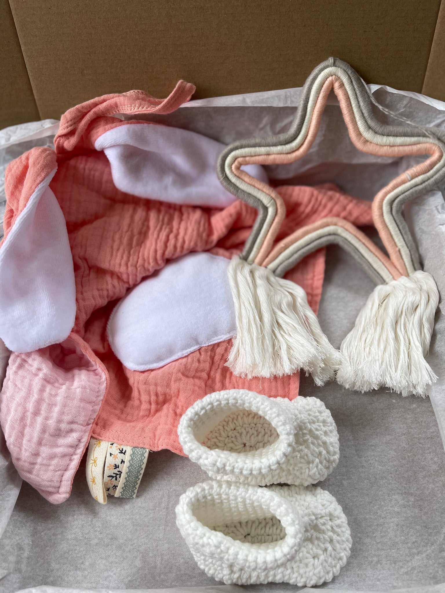 Girl, you're a Star Welcome Baby Gift Set - Pink