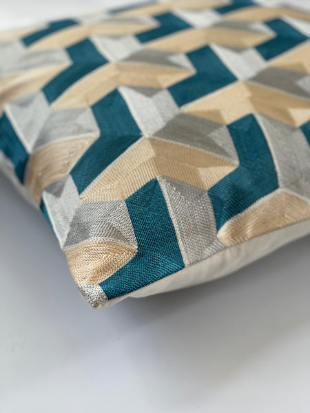 EMENTE GEOMETRIC CUSHION COVER - Stitches and Tweed 