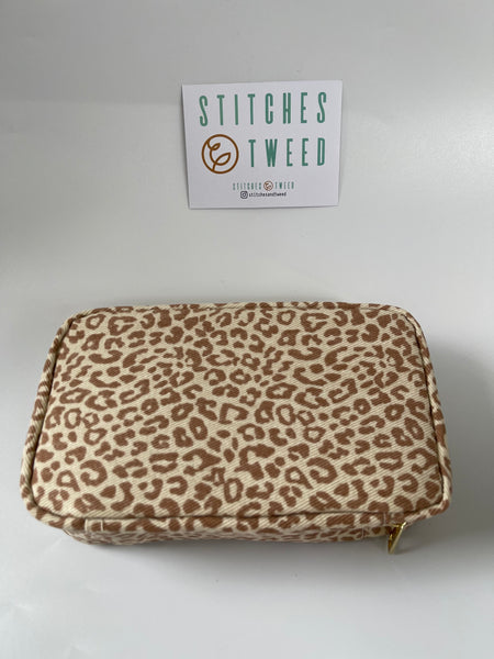 Pourve Travel Pouch Cosmetic Skincare Zip Bag Personalized Gift - Leopard